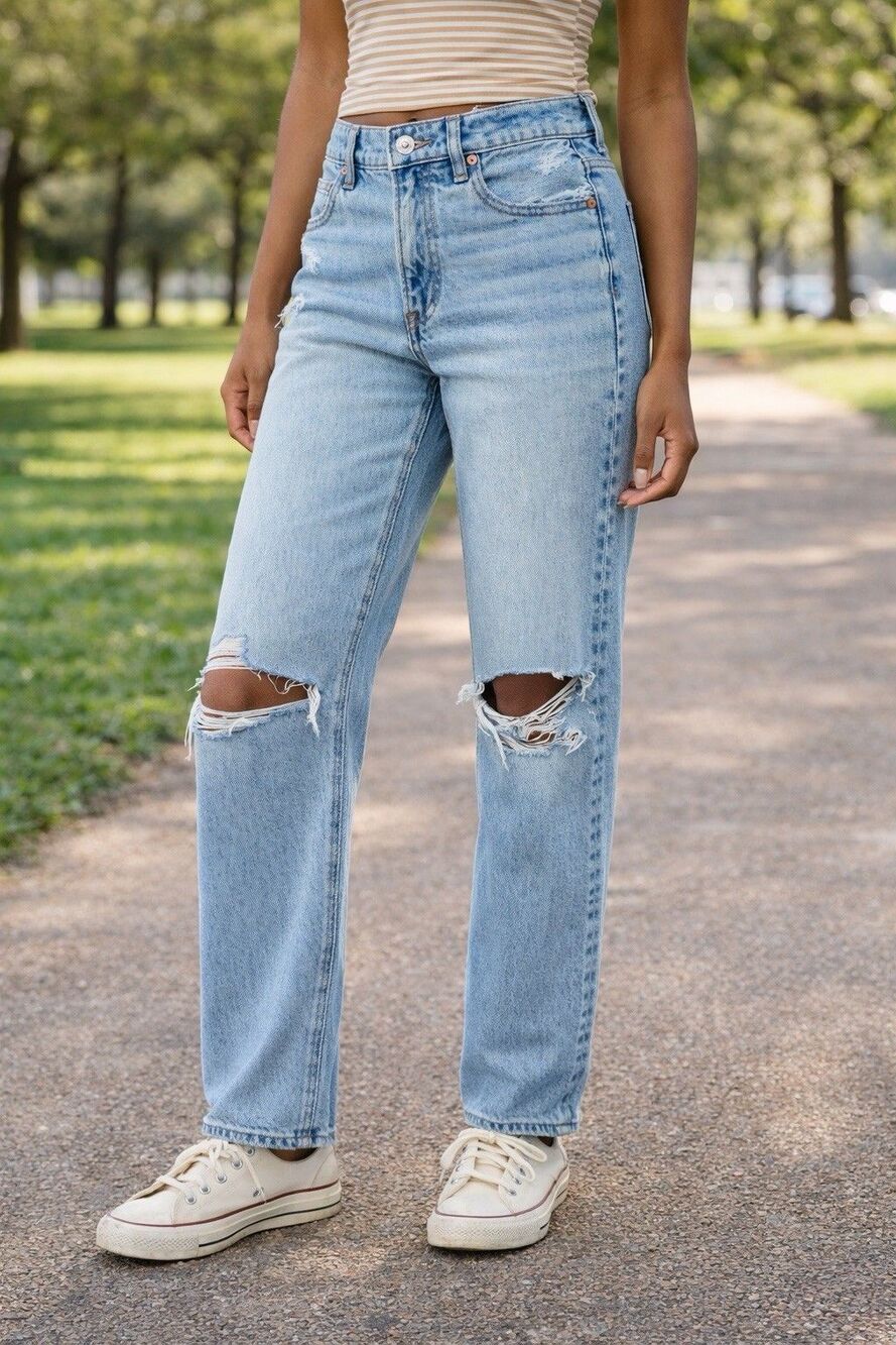 American Eagle Singrid High Waisted Jean Stovepipe Women’s 10 Short Light Wash